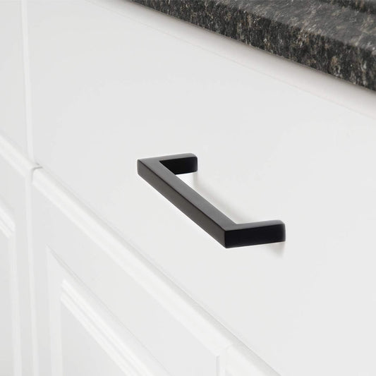 Amazon Basics Modern Square Cabinet Pull Handle, 5.39-inch Length (5-inch Hole Center), Flat Black, 10-pack
