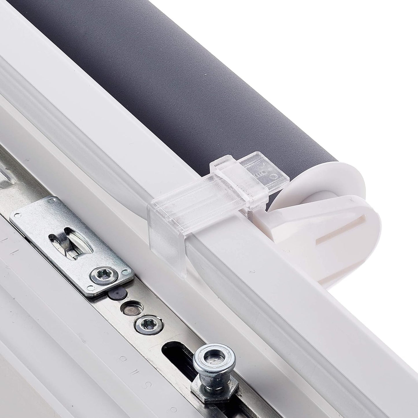 Amazon Basics Blackout rollo blind with matched colour coating